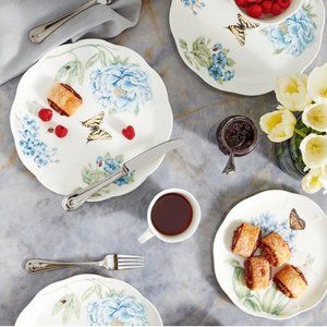Lenox Butterfly Meadow Blue 12 piece Dinnerware Set (dinner and salad plates)
